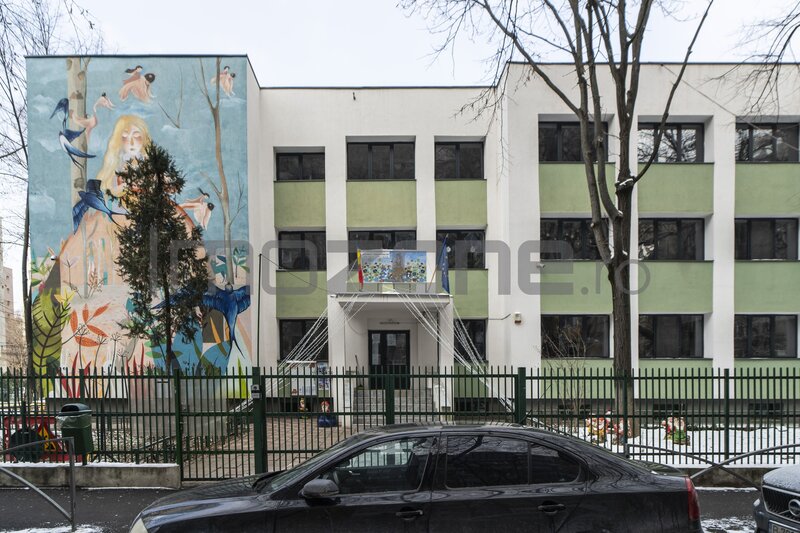 Lujerului, apartament cu 2 camere, 5 min. metrou Lujerului, decomandat, 6/10, comision 0%