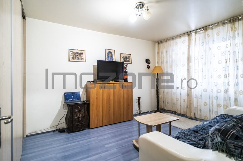 Lujerului, apartament cu 2 camere, 5 min. metrou Lujerului, decomandat, 6/10, comision 0%