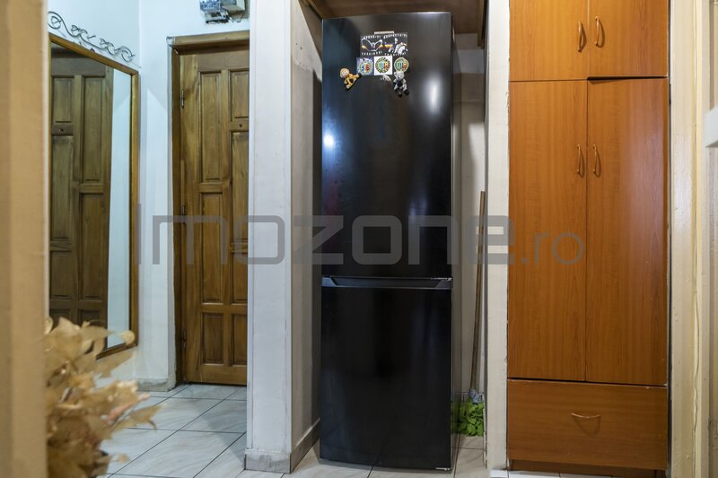 Lujerului, apartament cu 2 camere, 5 min. metrou Lujerului, decomandat, 6/10, comision 0%